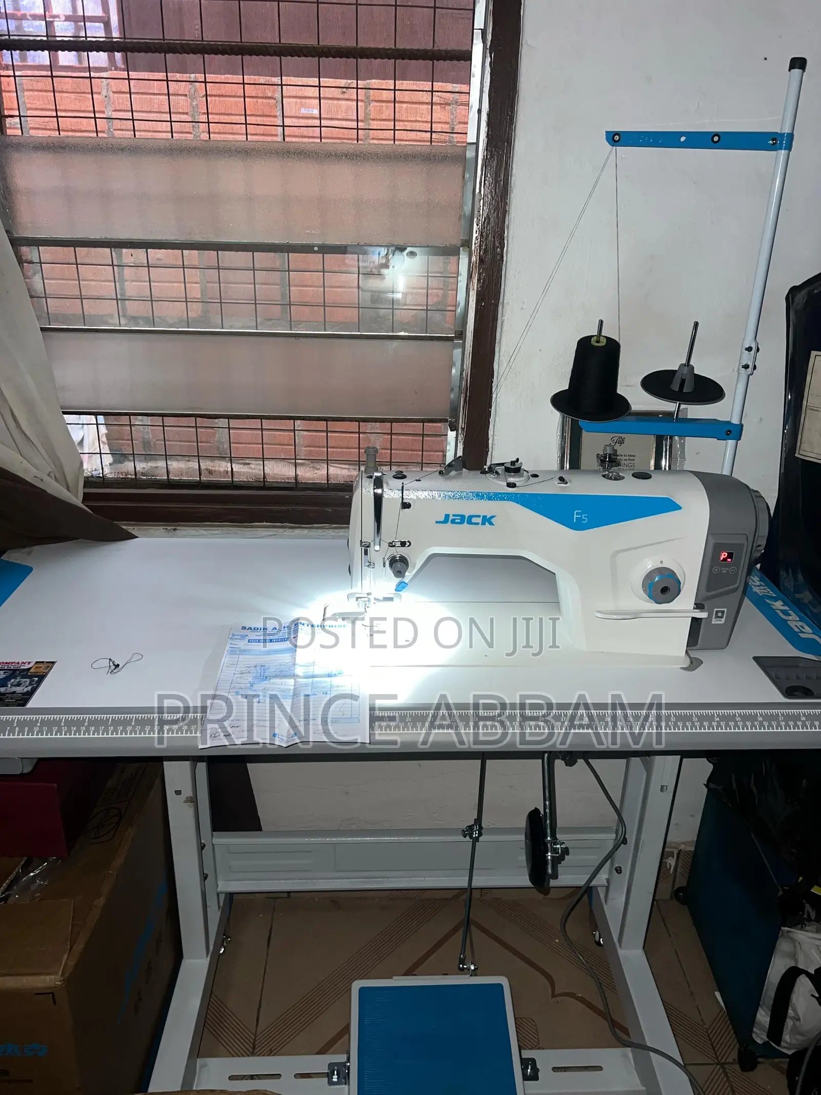 Industrial Sewing Machine (Digital)