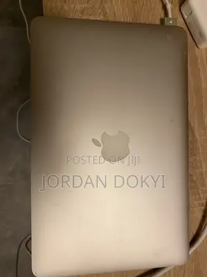 Laptop Apple MacBook Air 8GB Intel Core i5 SSD 128GB