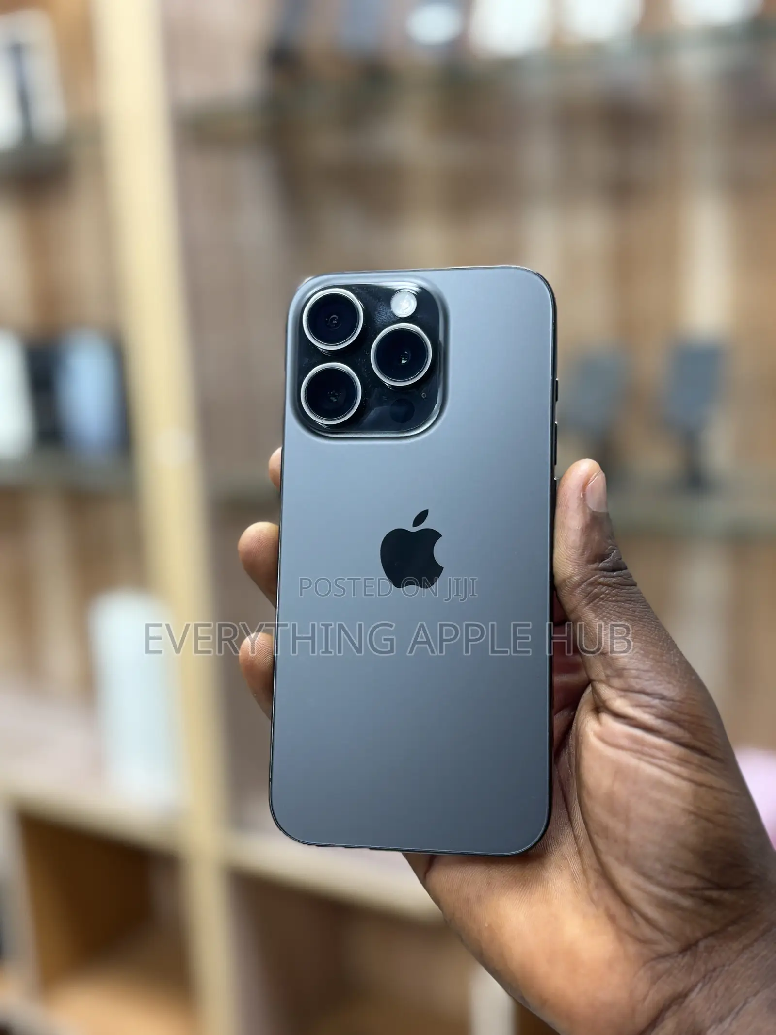 New Apple iPhone 16 Pro 256 GB Black