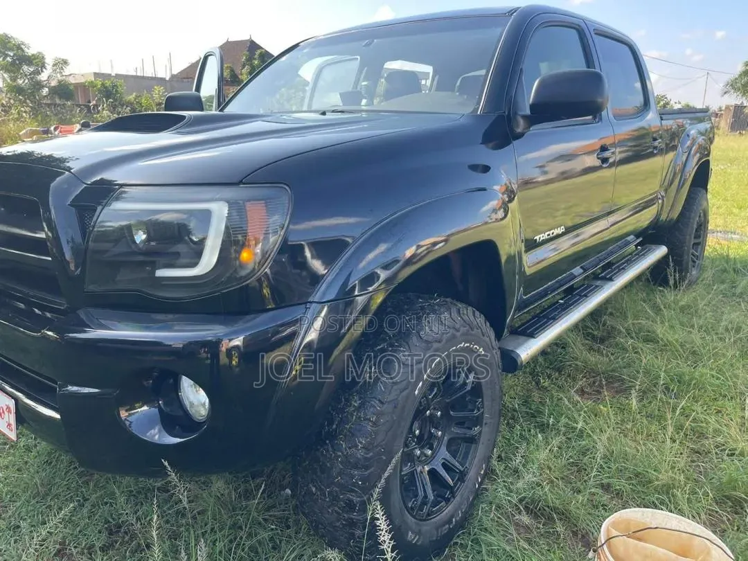 Toyota Tacoma 2008 Black