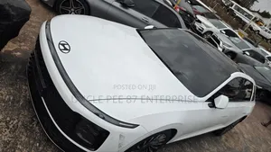 Hyundai Grandeur 2025 White