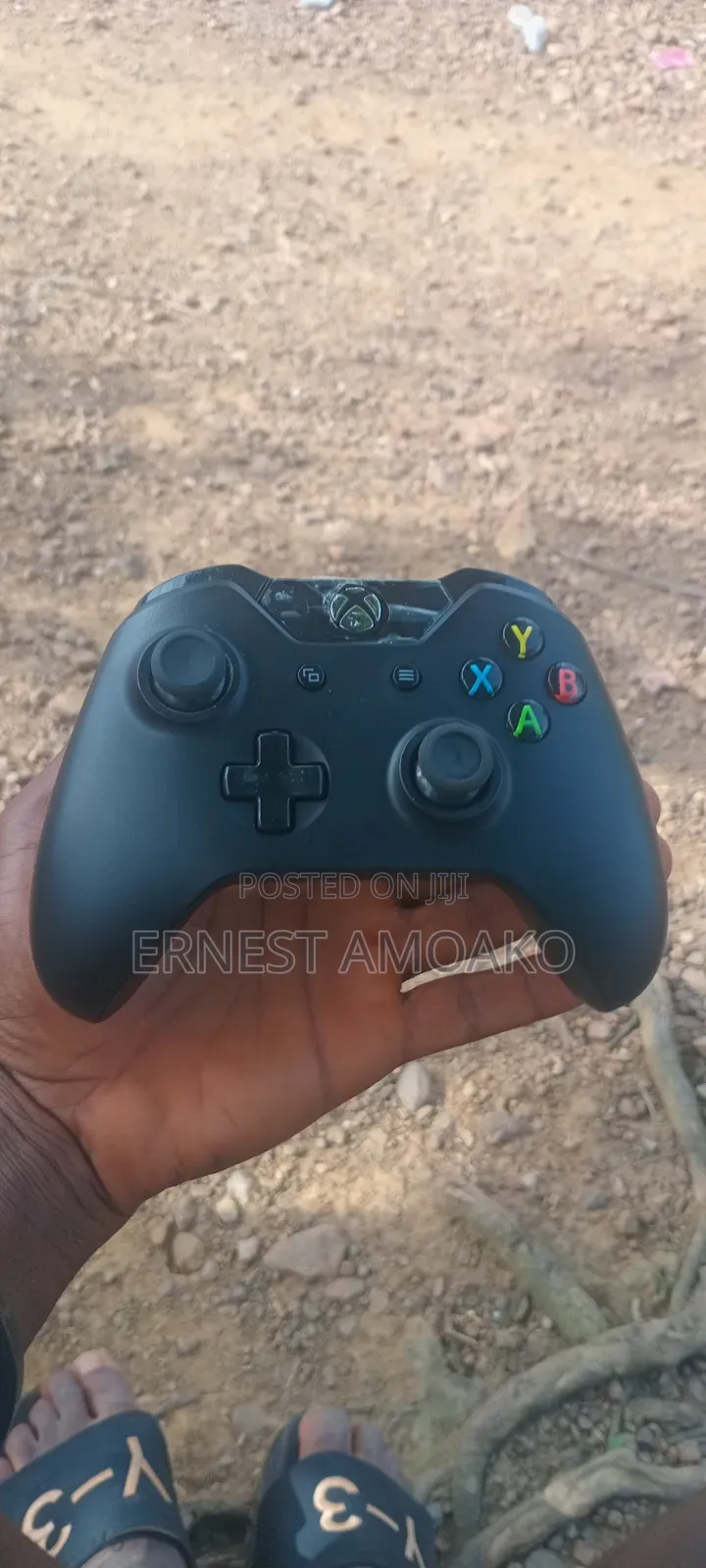 Xbox One Console With Fc26 Update and One Controller