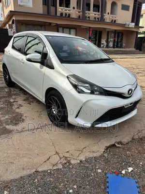 Toyota Vitz 1.3 AWD 3dr 2015 White