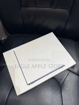 New Laptop Apple MacBook Air 2026 M5 16GB Apple M5 SSD 256GB