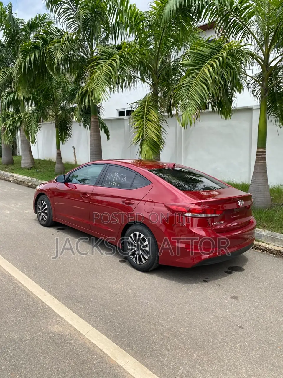 Hyundai Elantra 2018 Red