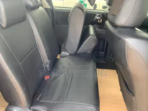 Toyota Voxy V 2WD 7-Seater 2013 Black
