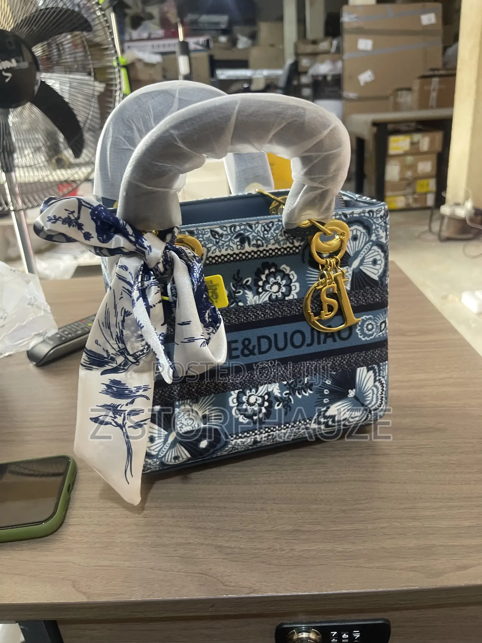 Lanse Duojiao Bag