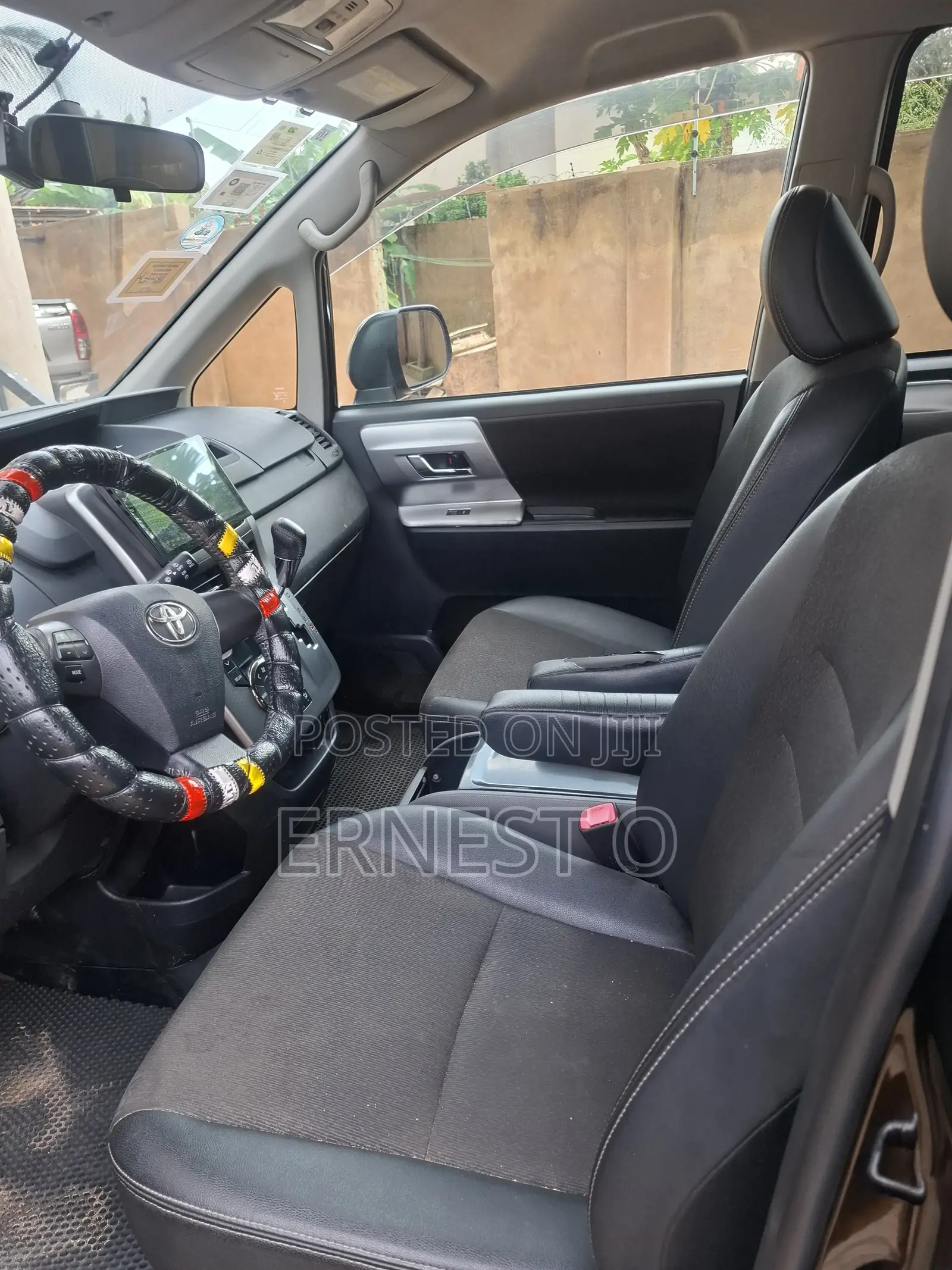 Toyota Vitz 2013 Black