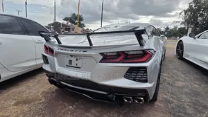 Chevrolet Corvette E-Ray 2025 Silver