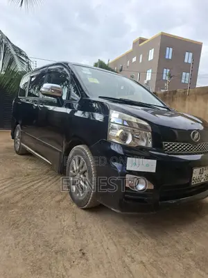 Toyota Vitz 2013 Black