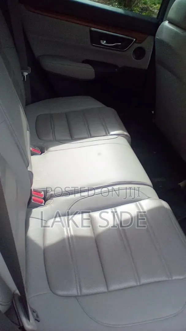 Honda CR-V 2019 Gray