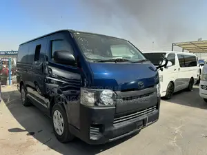 Toyota HiAce 2017 Blue