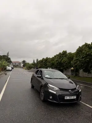 Toyota Corolla SE (1.8L 4cyl 2A) 2018 Gray