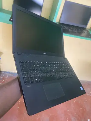 Laptop Dell Latitude 3580 8GB Intel Core i5 SSD 256GB