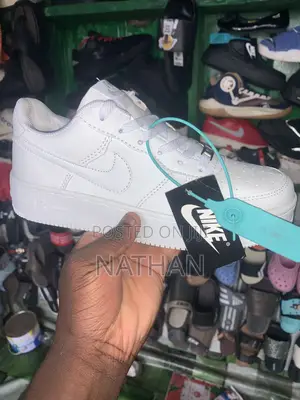 White Airforces 1