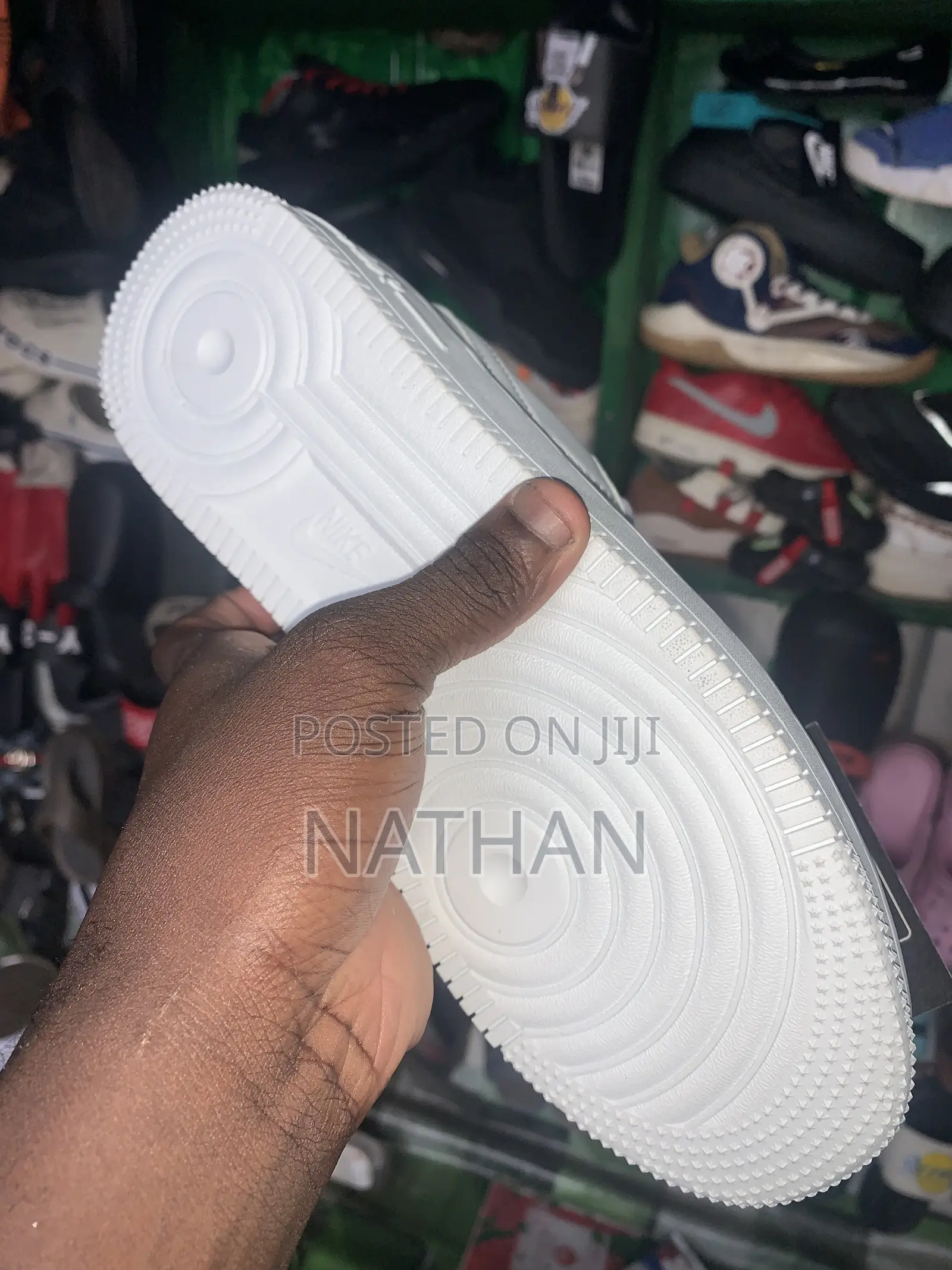 White Airforces 1