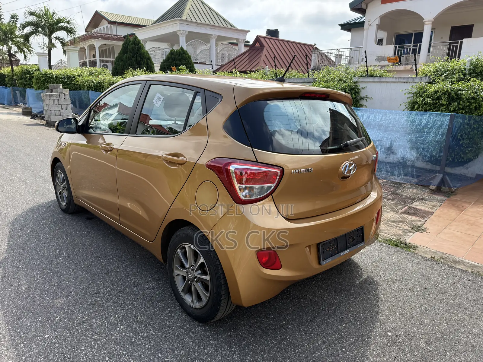 Hyundai I10 2015 Gold