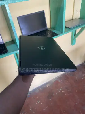 Laptop Dell Latitude 5580 8GB Intel Core i5 SSD 256GB