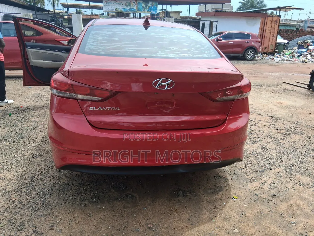 Hyundai Elantra 2018 Red