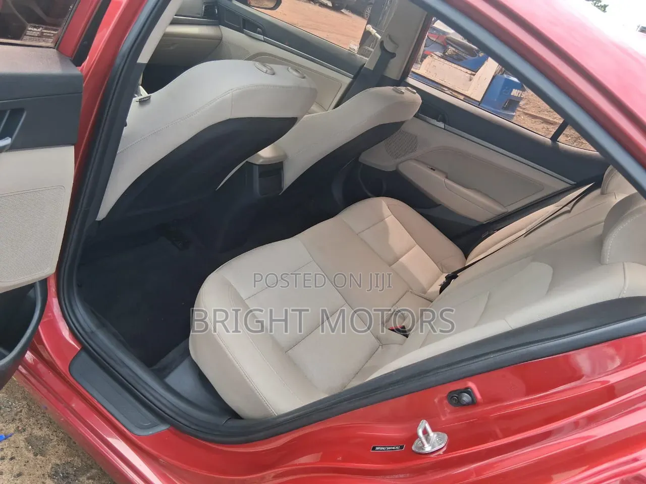 Hyundai Elantra 2018 Red
