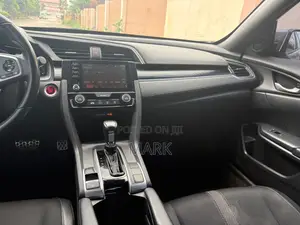 Honda Civic Sport Sedan 2020 Gray