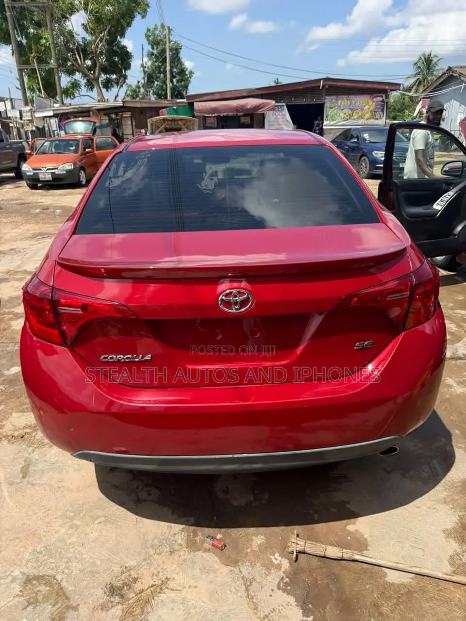 Toyota Corolla SE (1.8L 4cyl 2A) 2018 Red