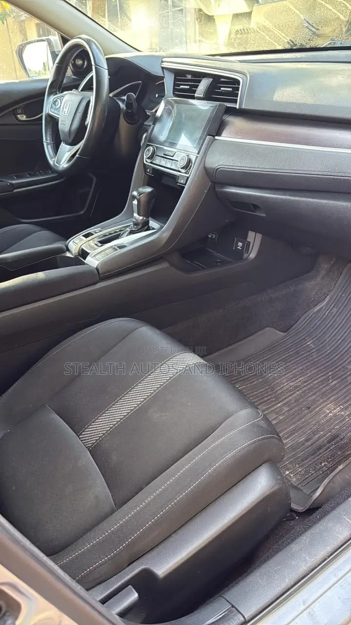 Honda Civic EX-L 4dr Sedan (1.5L 4cyl) 2017 Silver