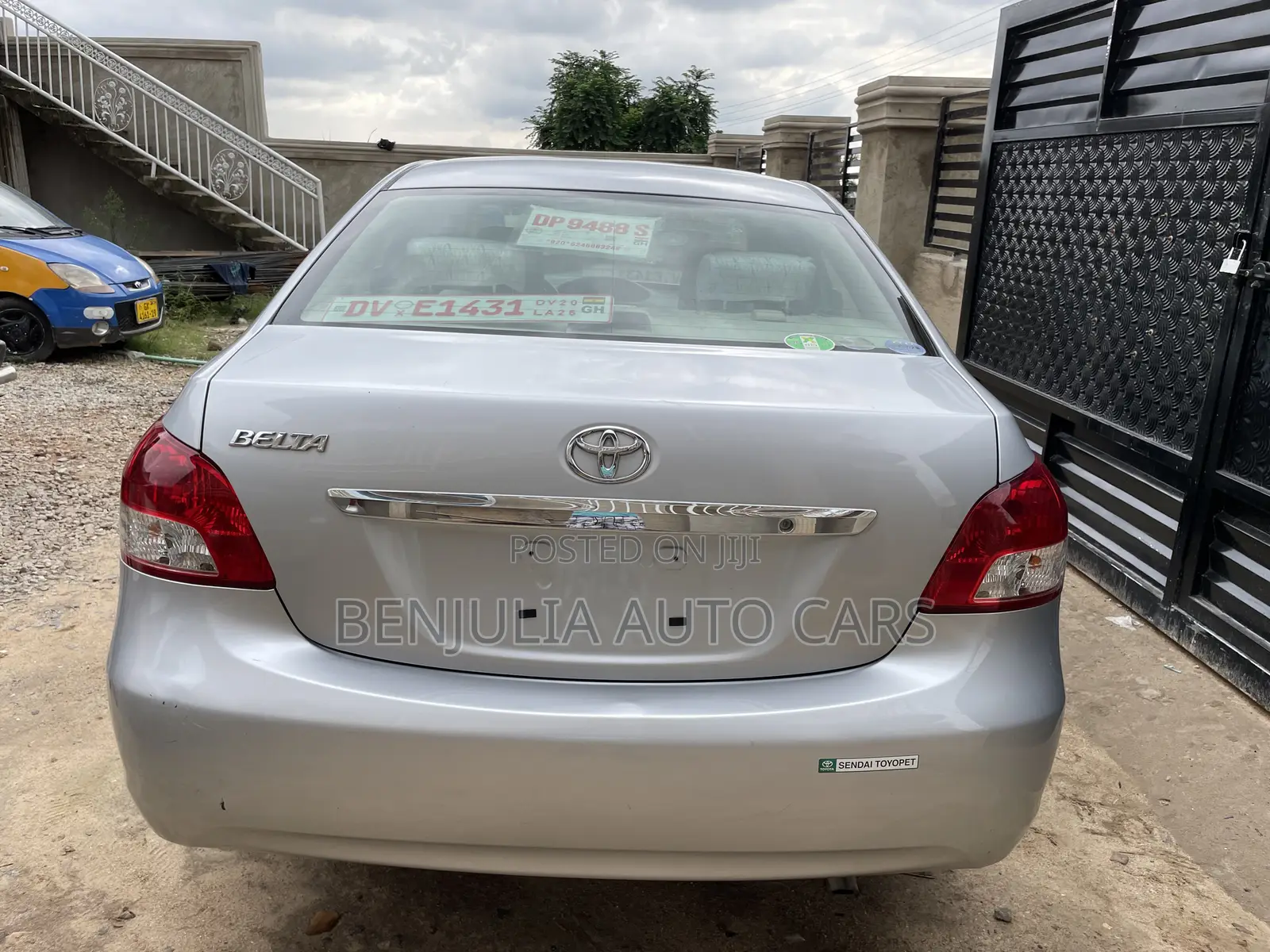 Toyota Belta 2011 Gray