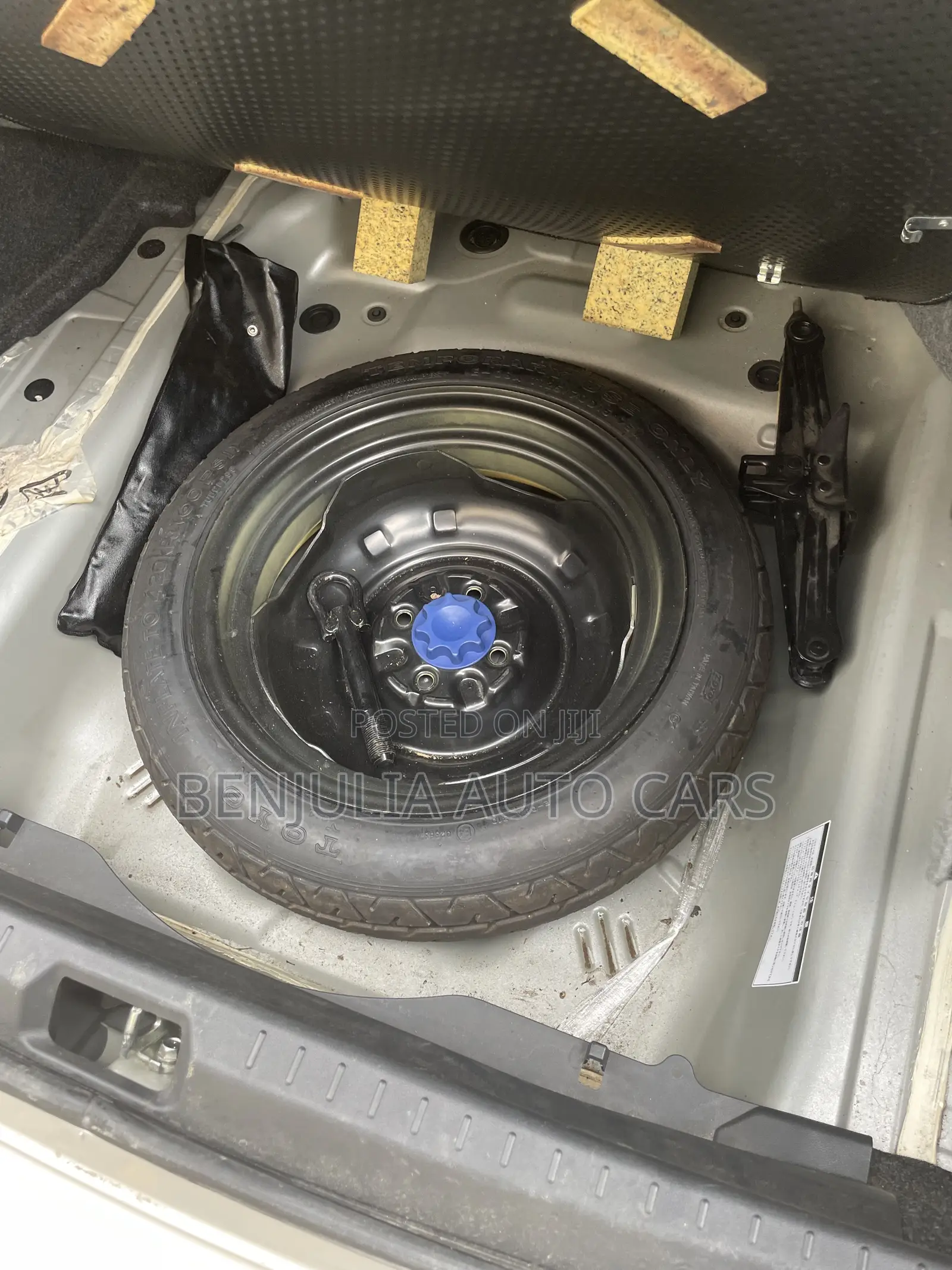 Toyota Belta 2011 Gray