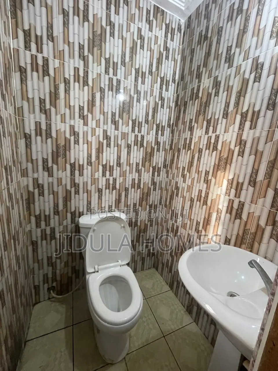 1bdrm Apartment in Adenta Pantang, Sakora for rent