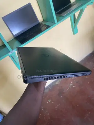 Laptop Dell Latitude E5570 8GB Intel Core i5 SSD 256GB