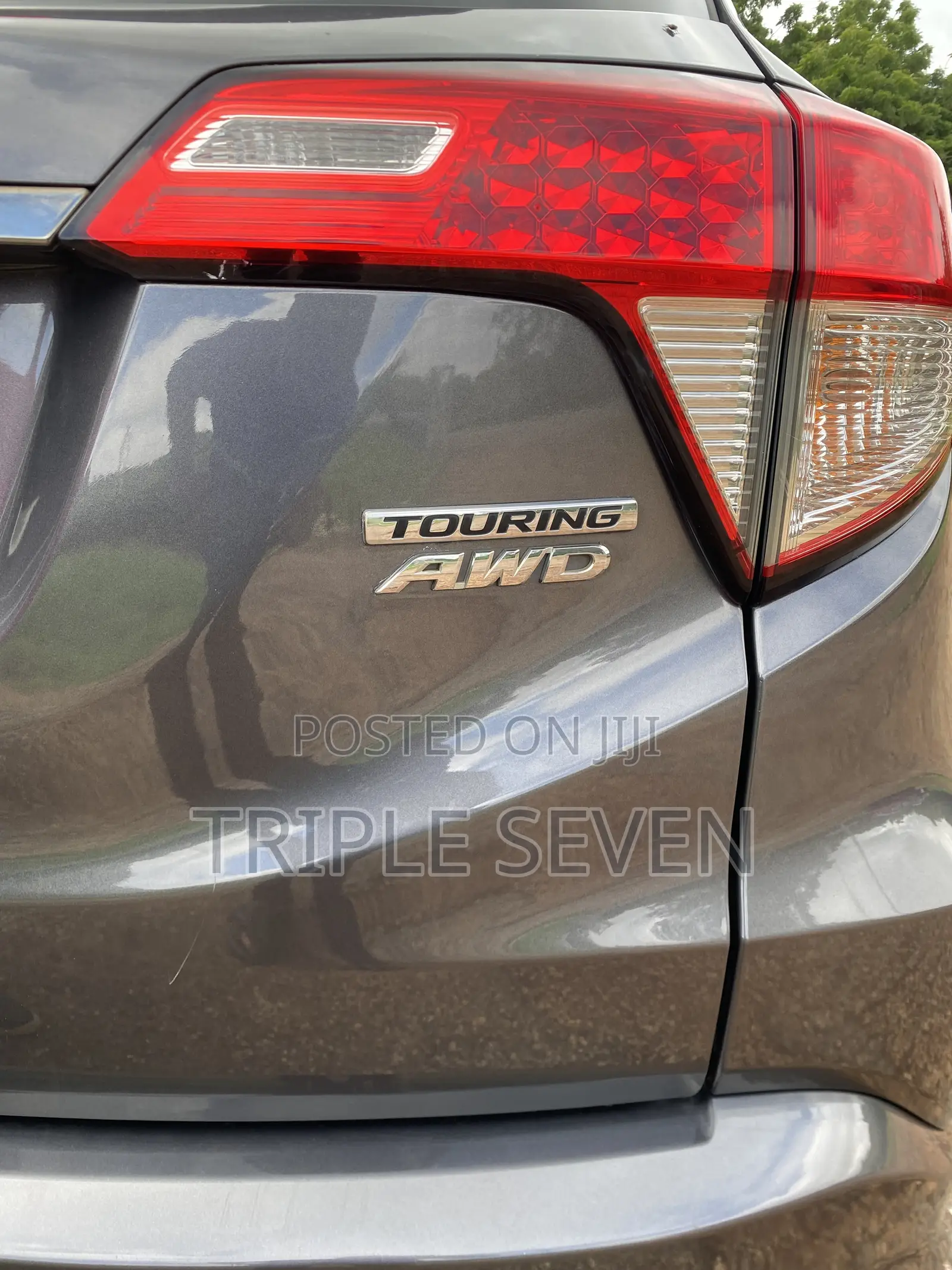 Honda HR-V Touring AWD 2019 Gray
