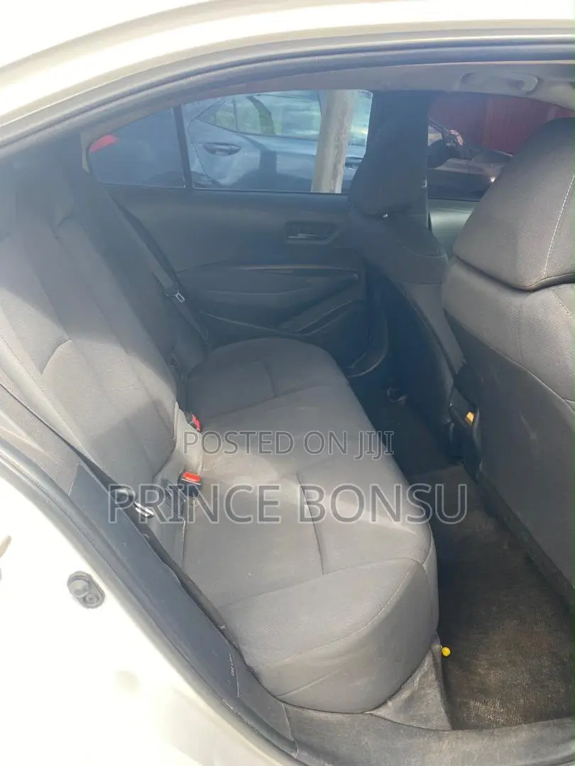 Toyota Corolla 2022 White