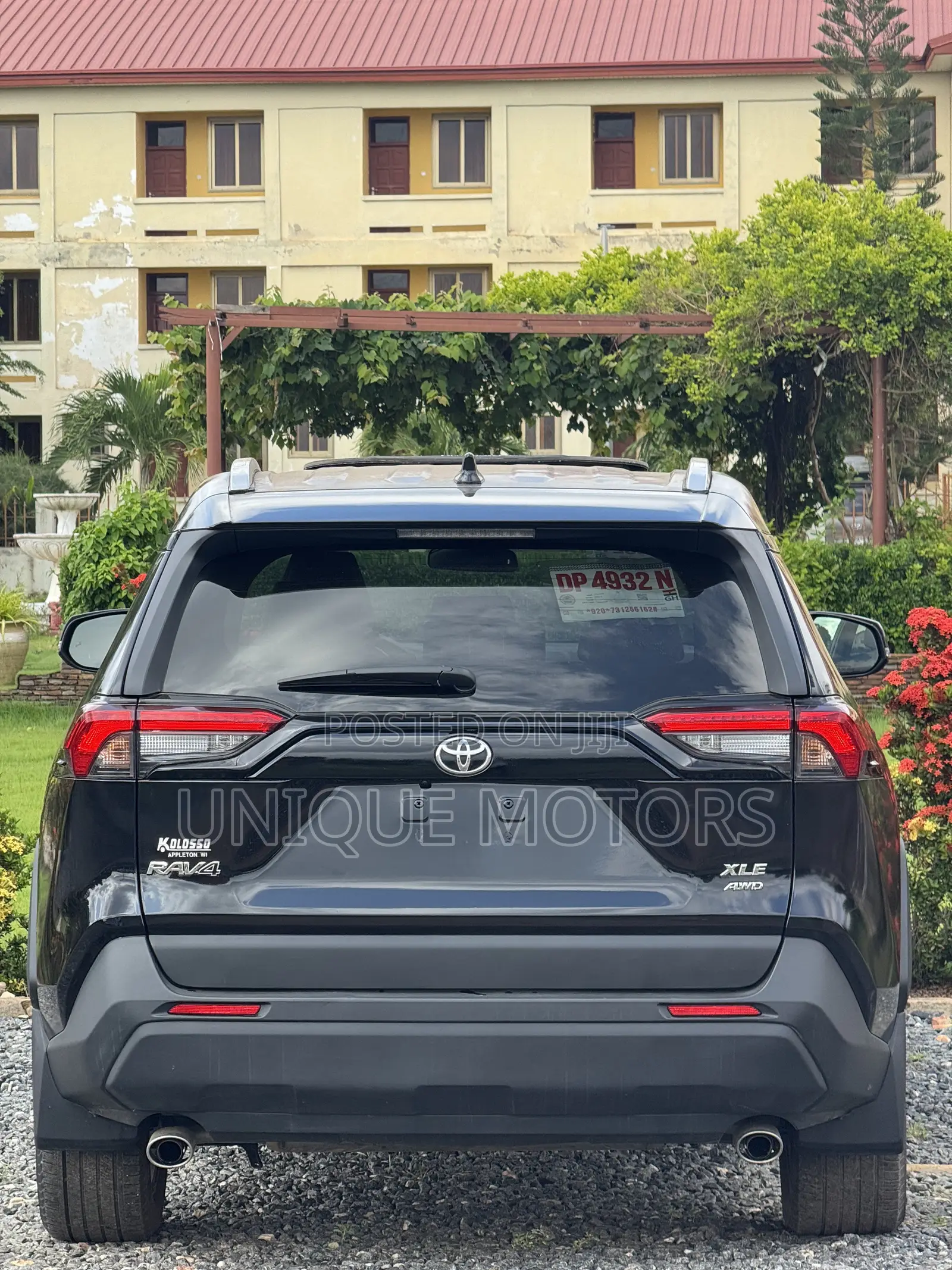 Toyota RAV4 XLE Premium AWD 2024 Black