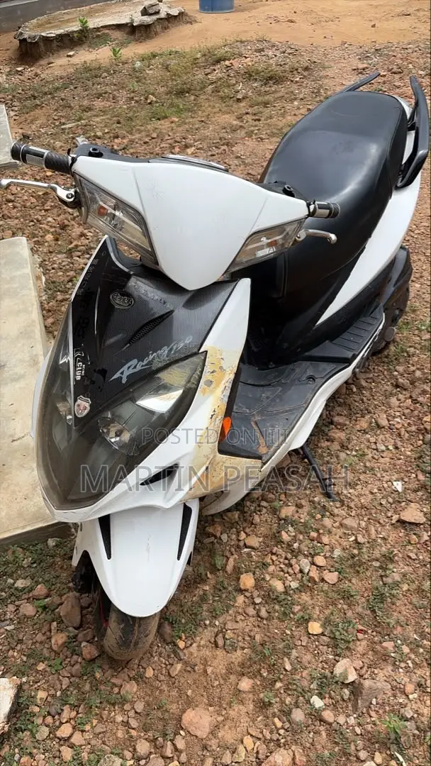 Kymco 2024 White