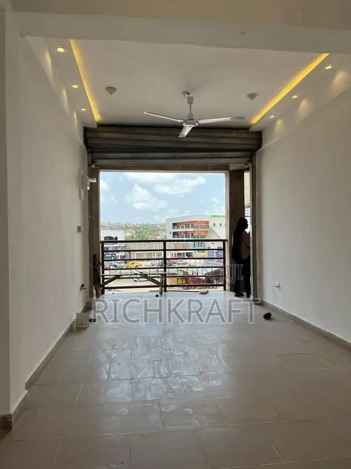 Shop for Rent