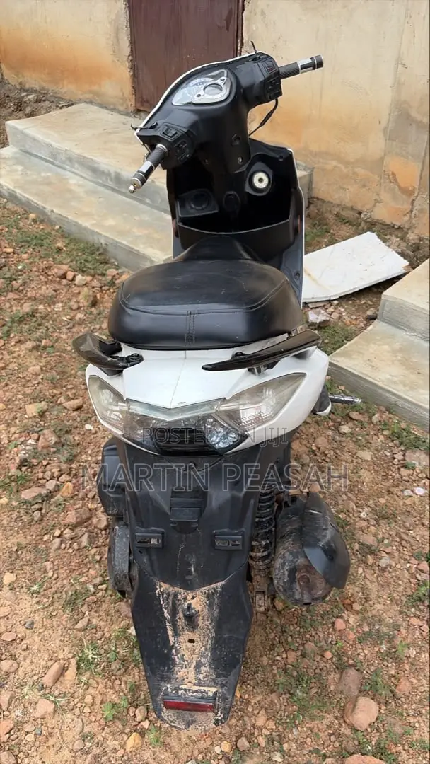 Kymco 2024 White