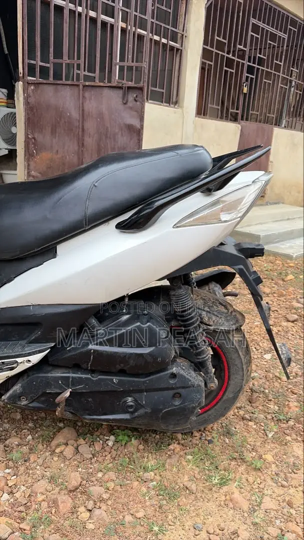Kymco 2024 White