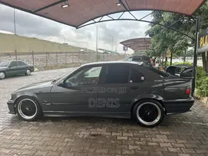 BMW 328i 1991 Gray