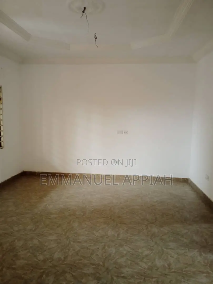 2bdrm Apartment in Pokuase, Accra Metropolitan for rent