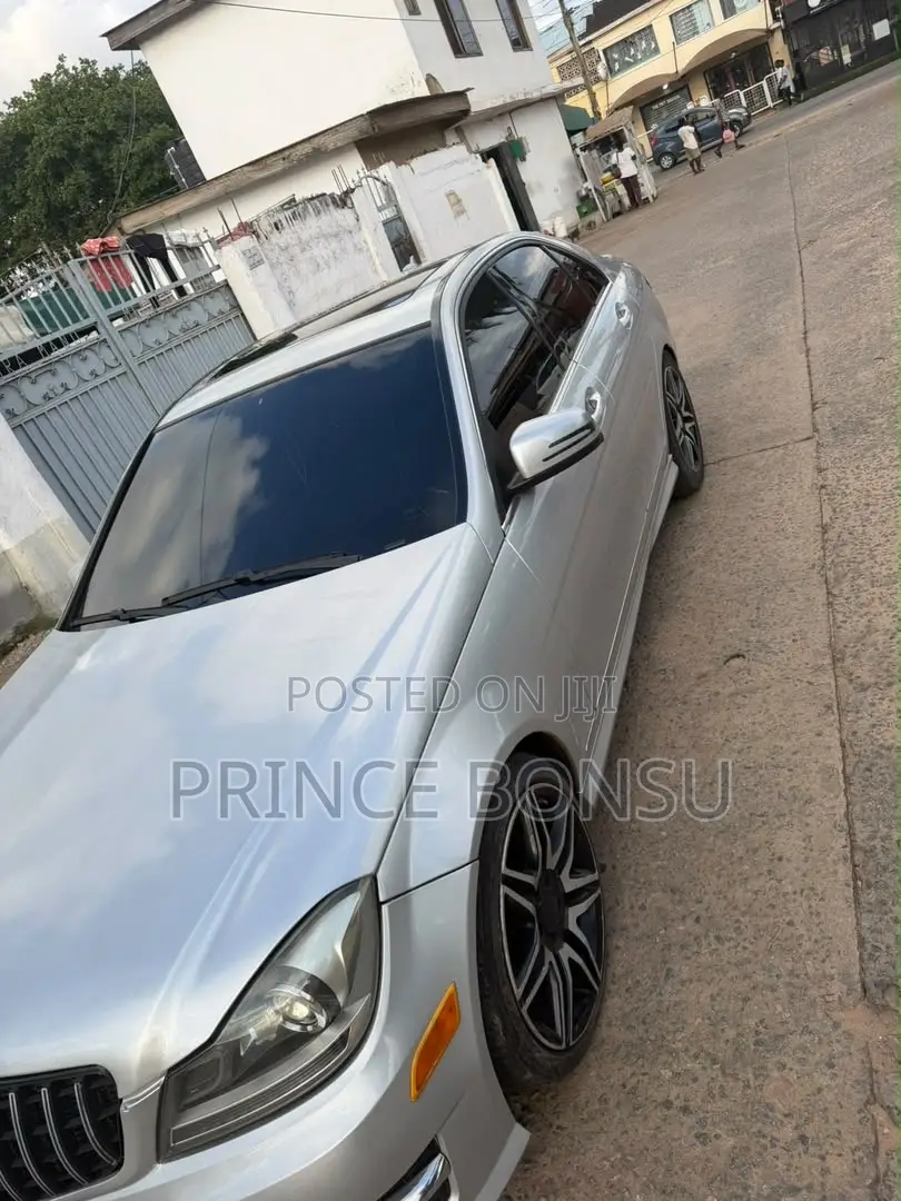 Mercedes-Benz C250 2014 Silver