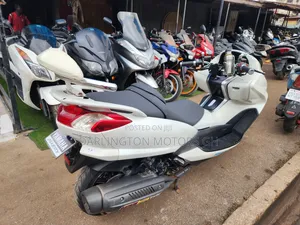 Yamaha Majesty 2010 White
