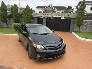 Toyota Corolla 2012 Black