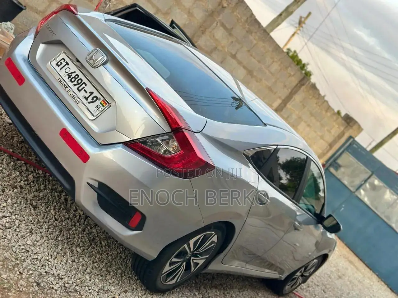 Honda Civic LX 4dr Sedan (2.0L 4cyl) 2016 Silver