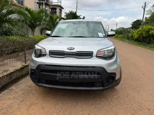 Kia Soul 2018 Silver