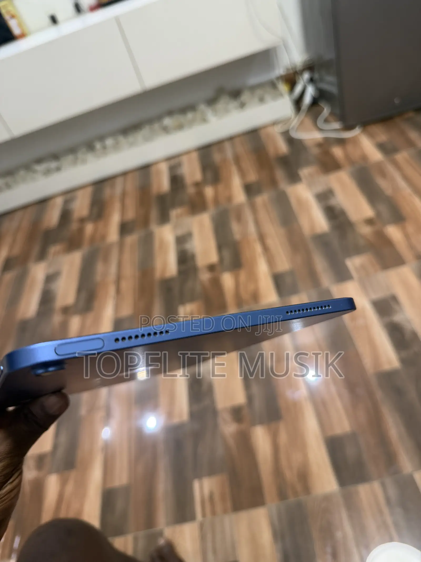 Apple iPad Wi-Fi 128 GB Blue
