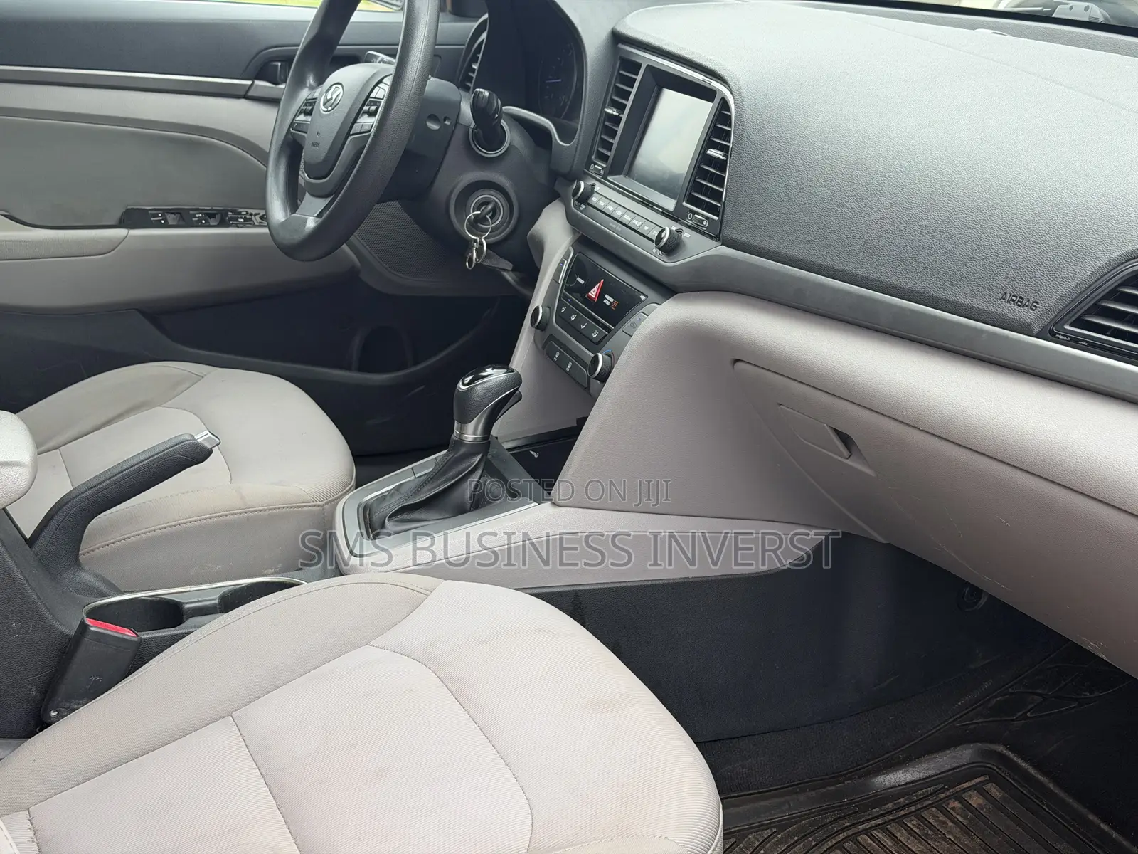 Hyundai Elantra ECO 2018 Red