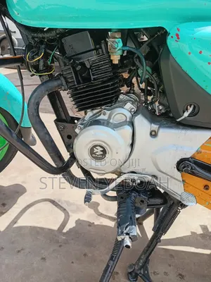 Bajaj Boxer 150 UG 2023 Blue