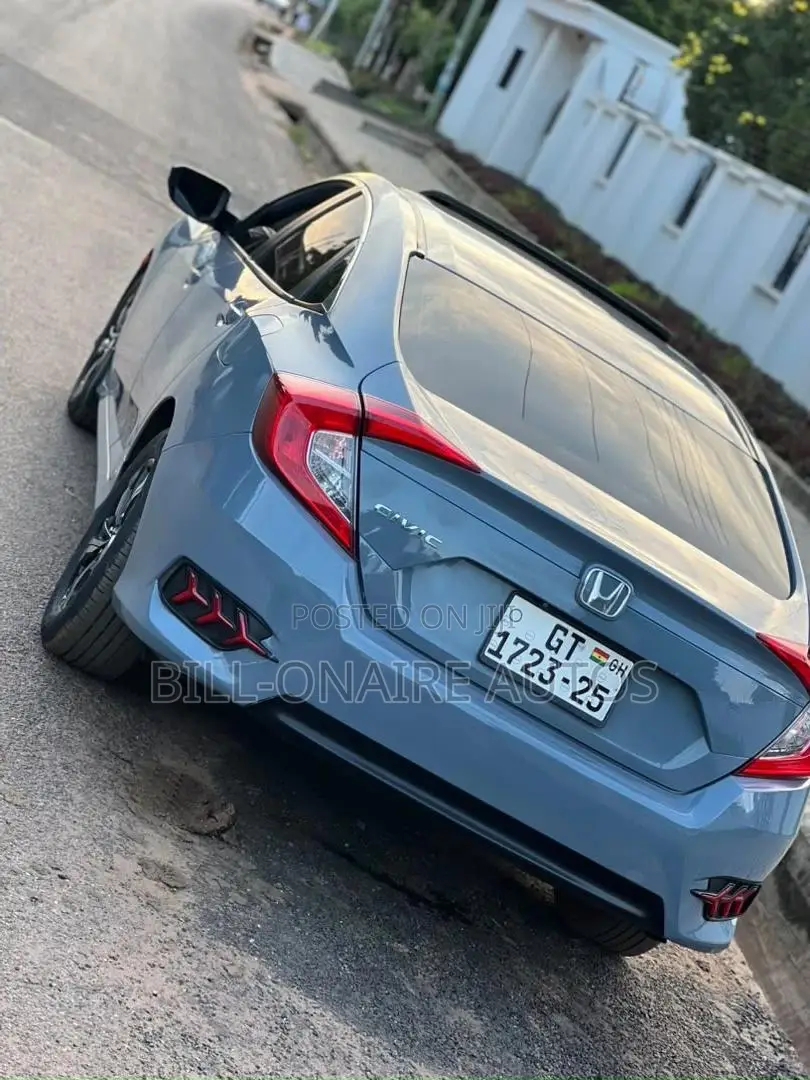 Honda Civic EX 4dr Sedan (2.0L 4cyl) 2017 Blue