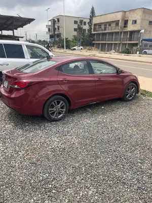 Hyundai Elantra GLS Sedan FWD (1.8L 4cyl 6M) 2013 Red